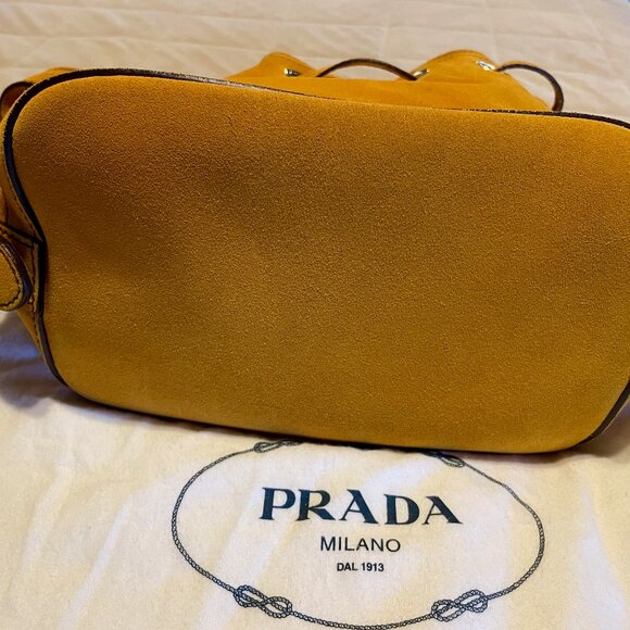 PRADA Vitello Daino Bucket Bag - Picture 9 of 11